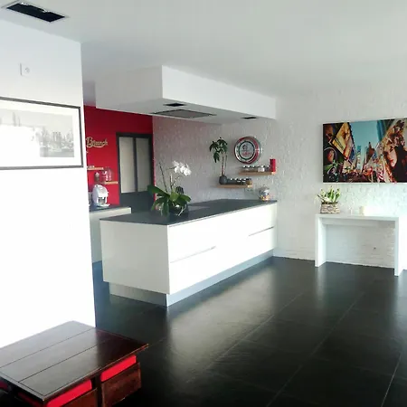 Les Oliviers By Interhome نيس