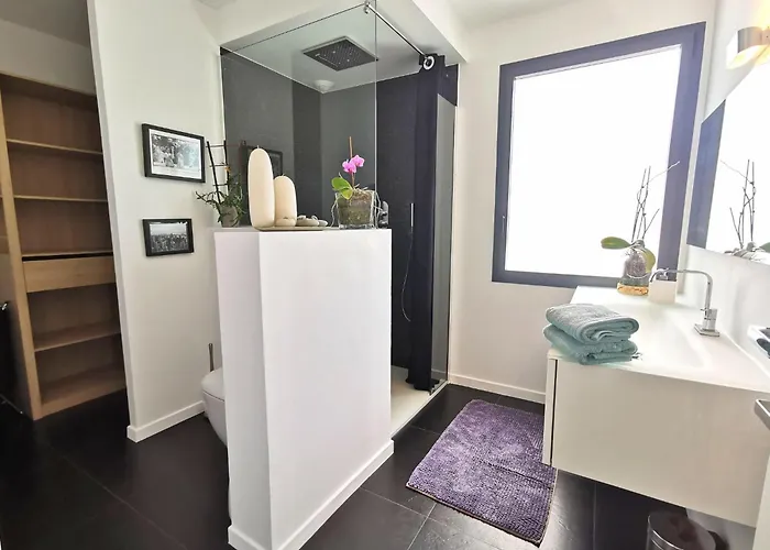 Villa Les Oliviers By Interhome