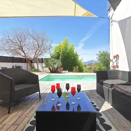 Les Oliviers By Interhome 别墅